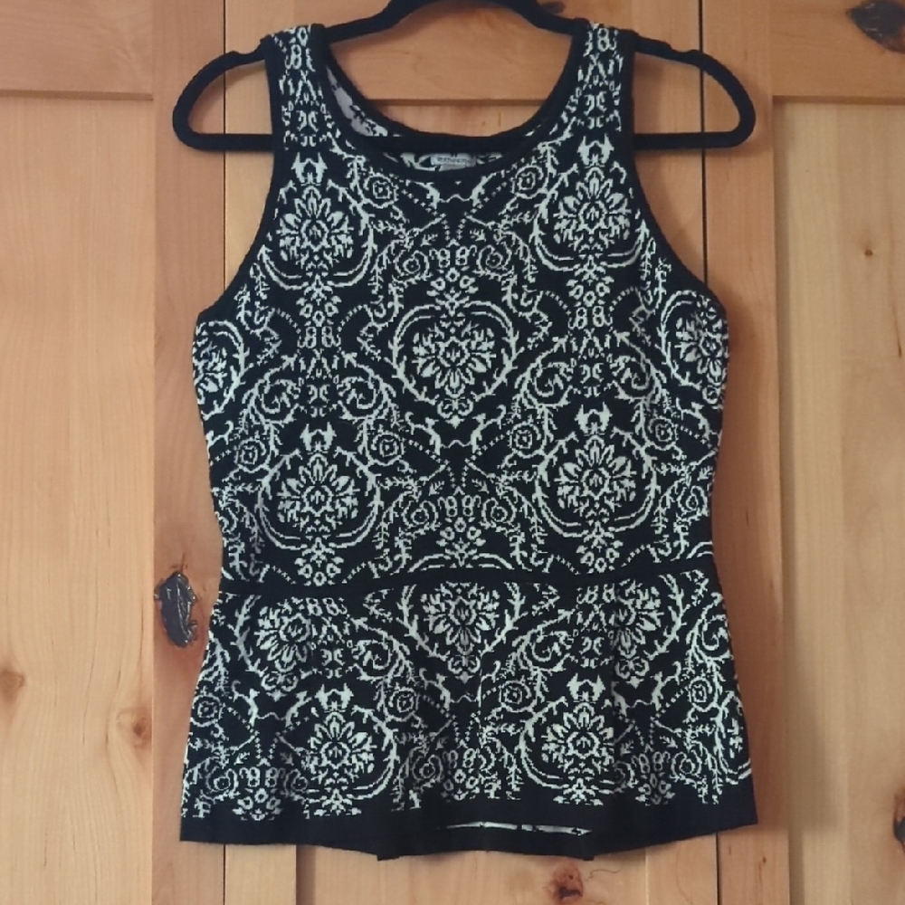 Worthington Black and White Floral Tank Top